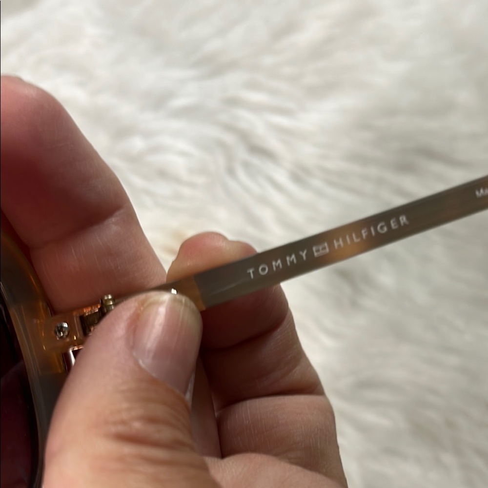 Tortoise Shell Sunglasses - Picture 2 of 2